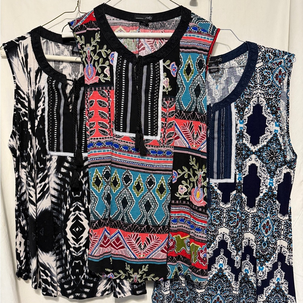Women's Multicolor Sleeveless Tops Set of 3. Women’s 2XL